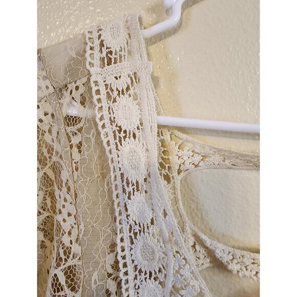 STARING AT STARS Cream Lace Crop Fairy Cottage Cape Top SZ MED - Picture 6 of 7